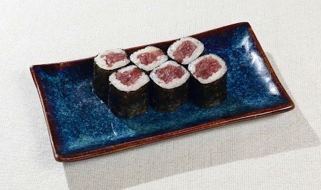 Cơm cuộn cá ngừ/TUNA ROLL/ 鉄火巻き