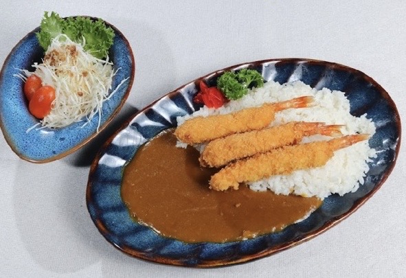 Cơm cà ri với tôm chiên xù/CURRY ON RICE WITH DEEP FRIED PRAWN/エビフライカレー